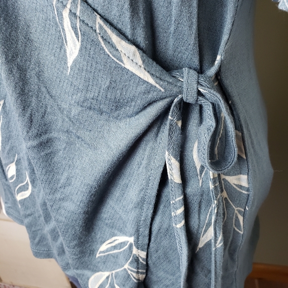 Lucky Brand Floral Wrap Top - Picture 8 of 16